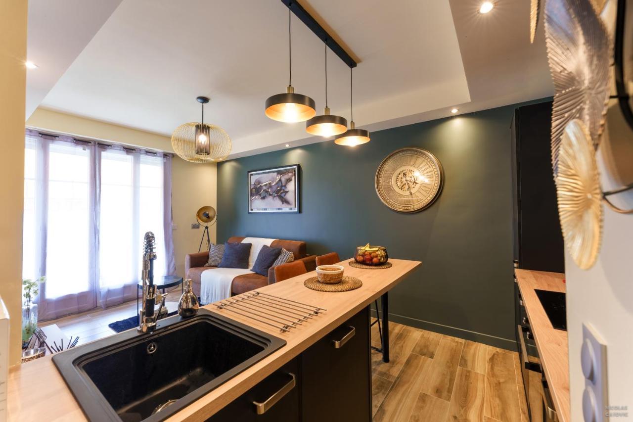 Le Bosquets A 50 Metres De La Apartment Nizza